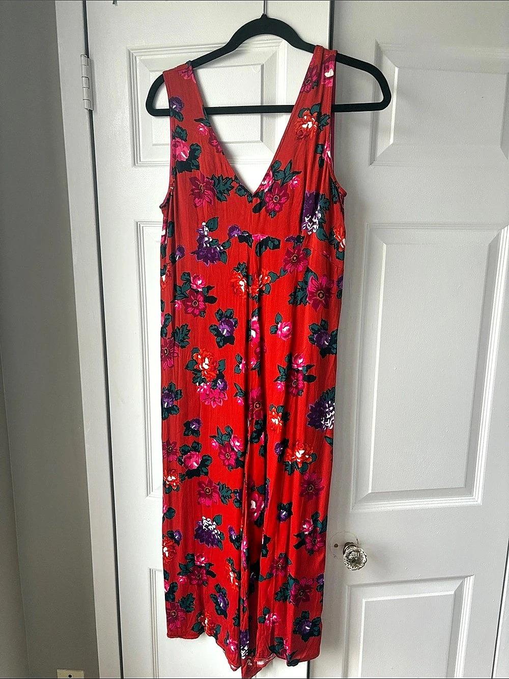 Anthropologie Floral lounge romper in Red Size Medium Like New